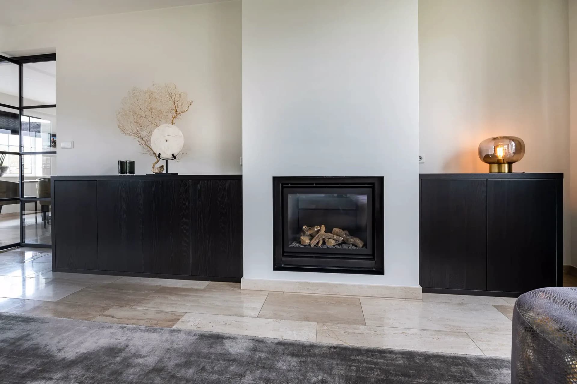 Haardmeubel dressoir in zwart gebeitst eiken