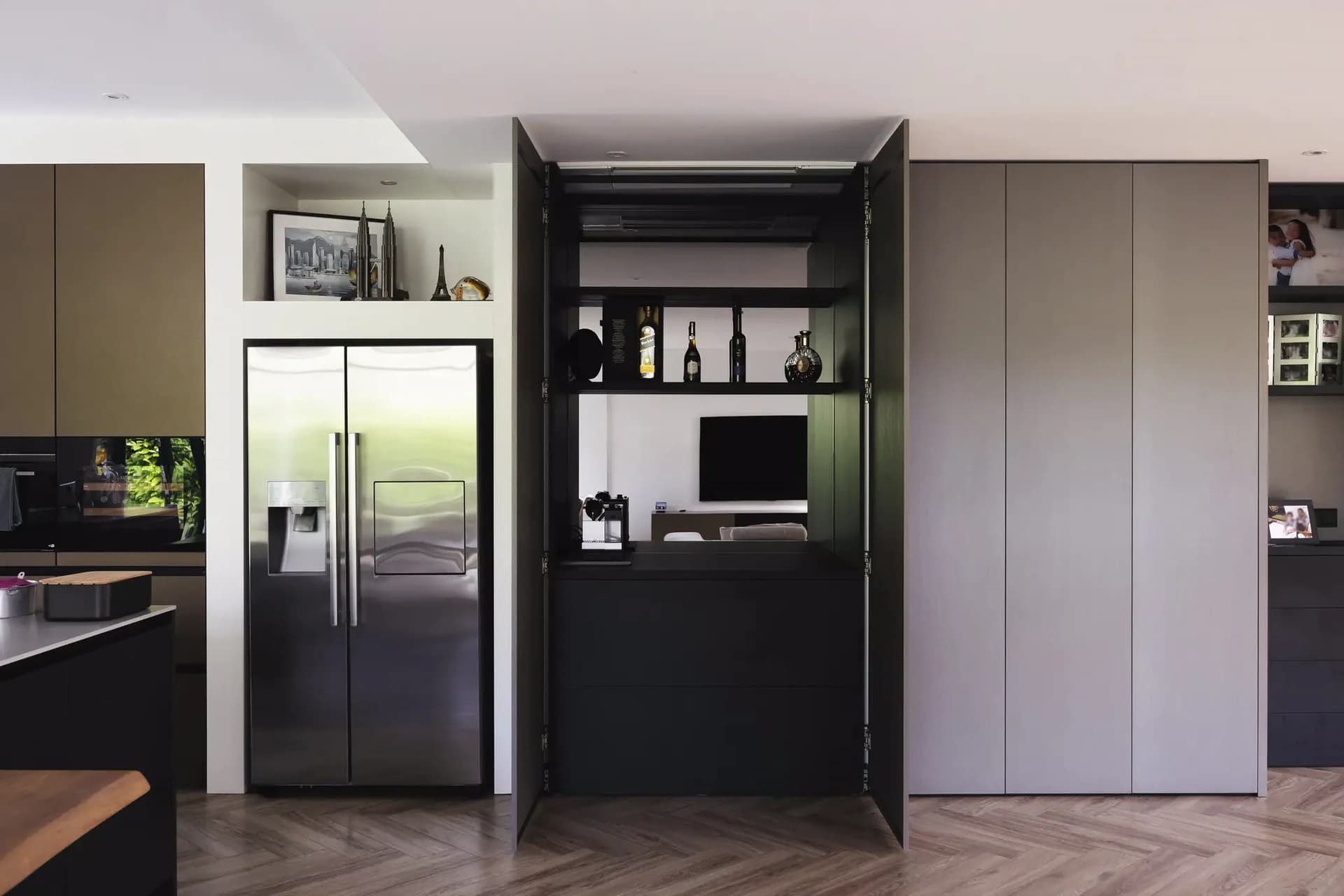 Luxe wandkast in woonkamer