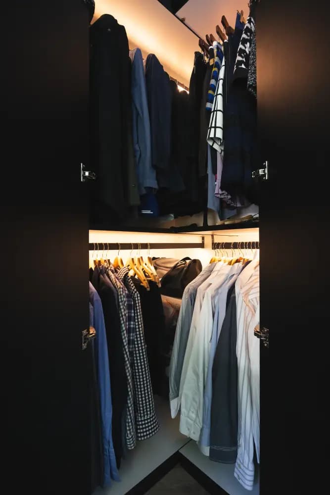 Hoekkledingkast op maat