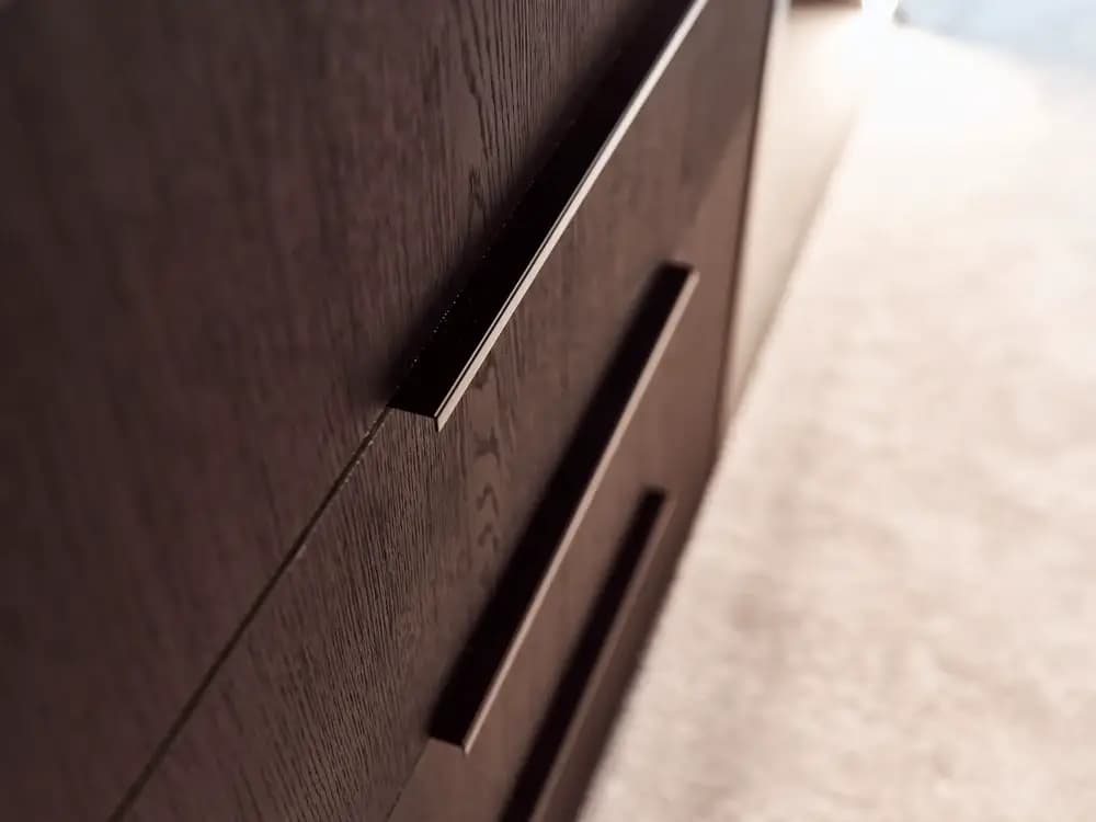 Zwart houtnerf met greep