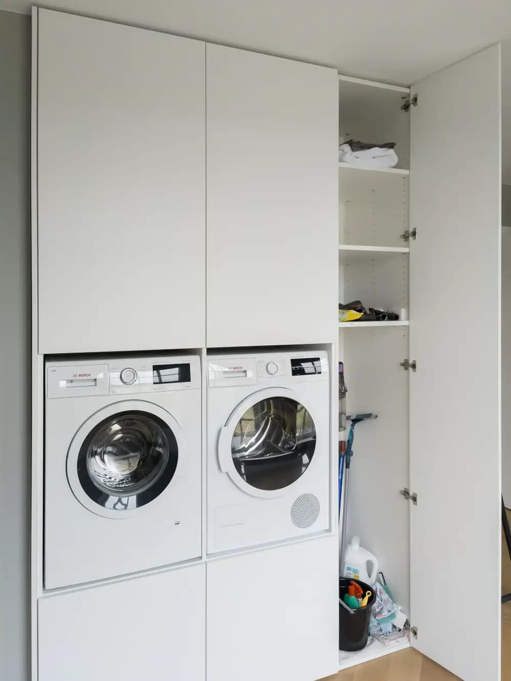 #wasmachinekast #draaideur opbergruimte