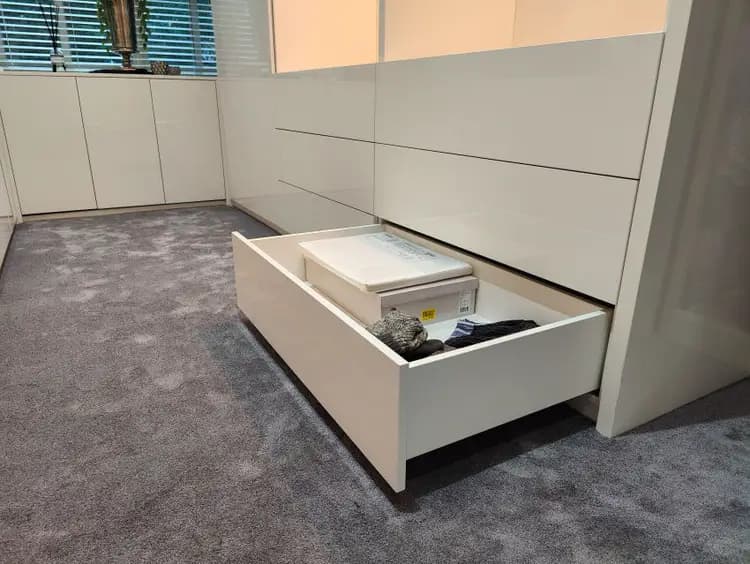 #inloopkast #lade wit hoogglans push