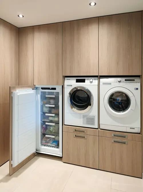 #vriezer #wasmachine # wastoren # washok