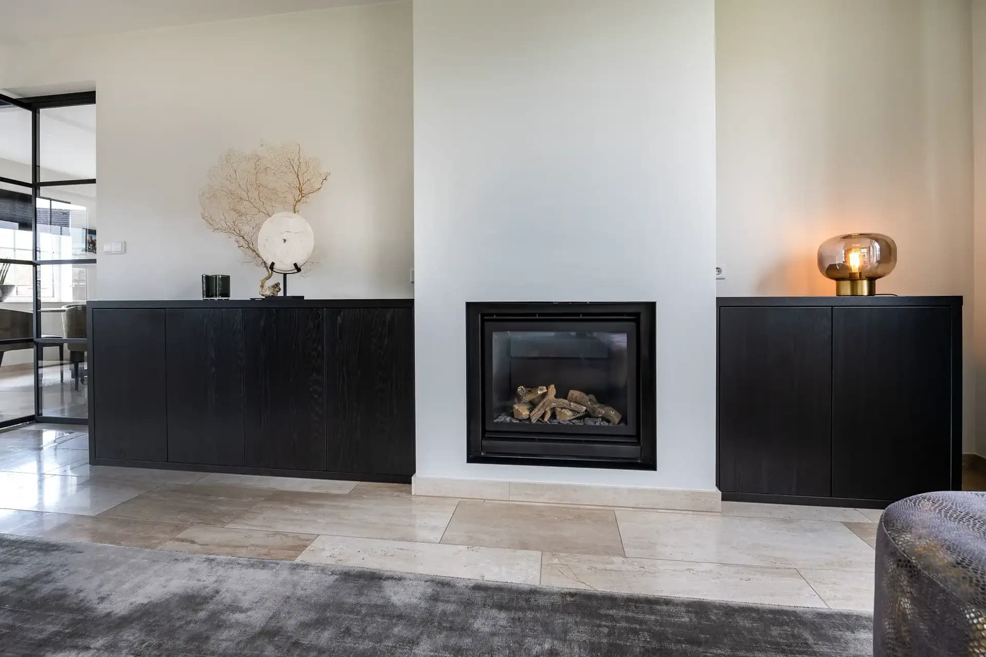 Haardmeubel dressoir in zwart gebeitst eiken