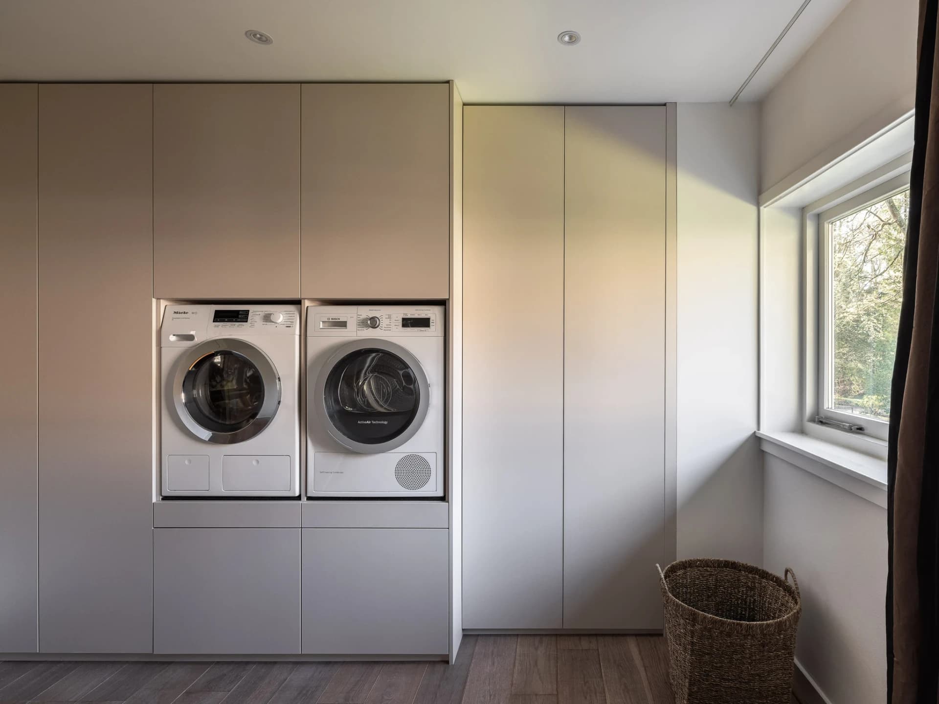 Maatwerk kast voor wasmachine en droger