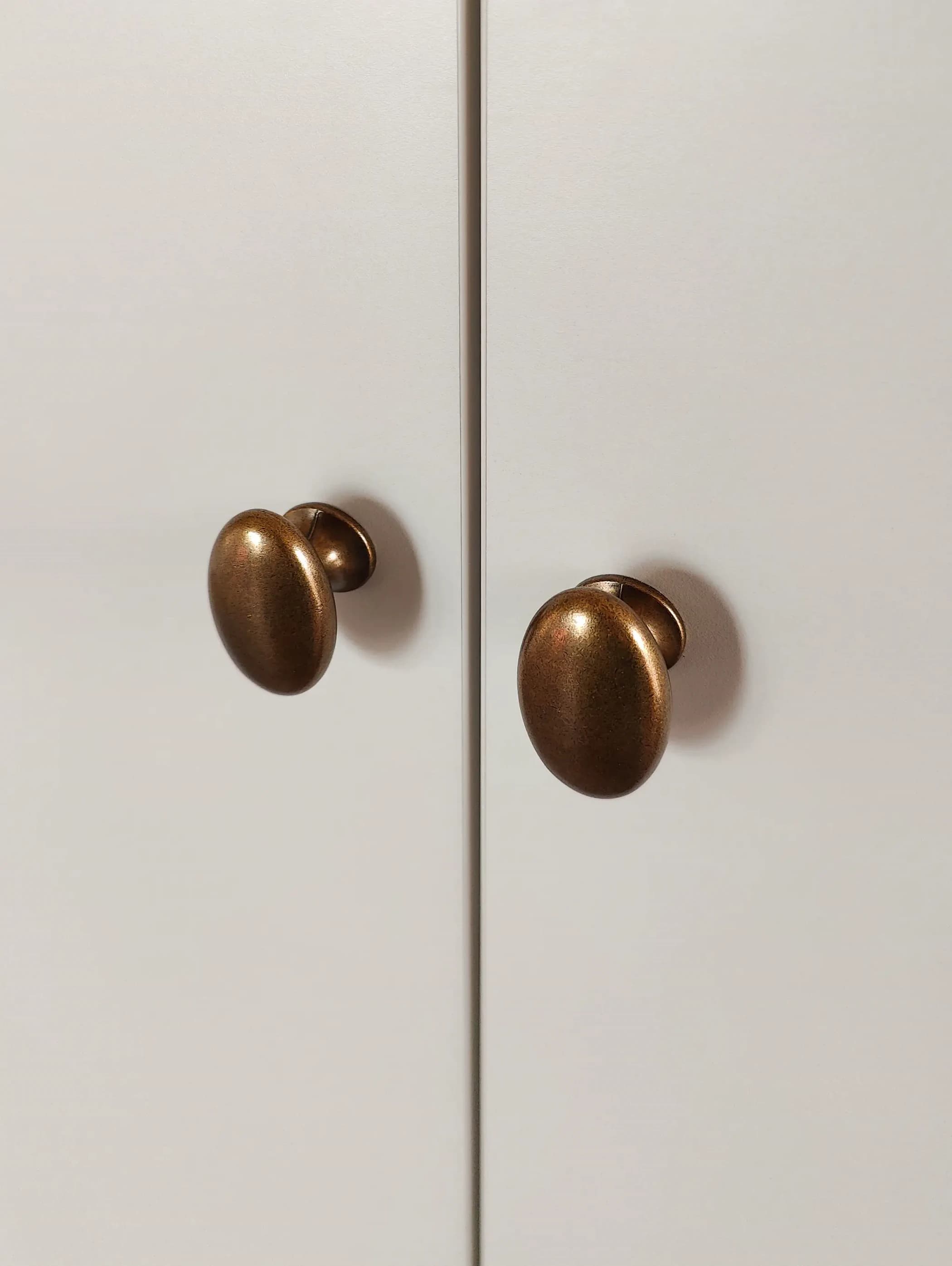 Bronzen handgrepen kast