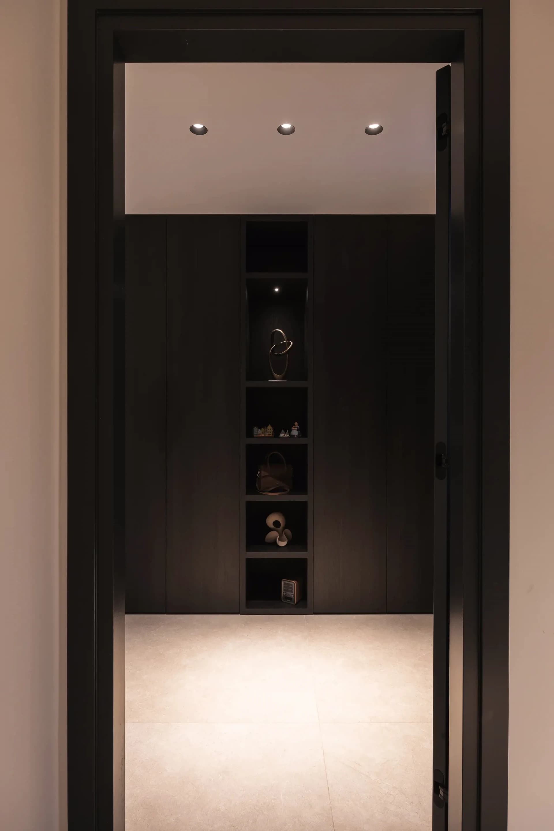 Roomdivider kledingkast met open vak