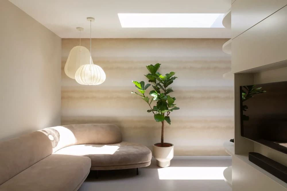 Wandkast met ruimte voor tv, roomdivider wit