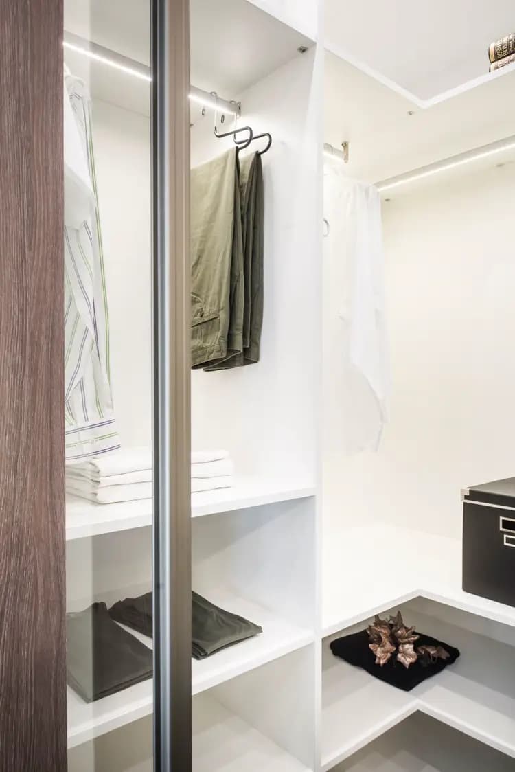 maatwerkkasten inloopkast showroom barneveld