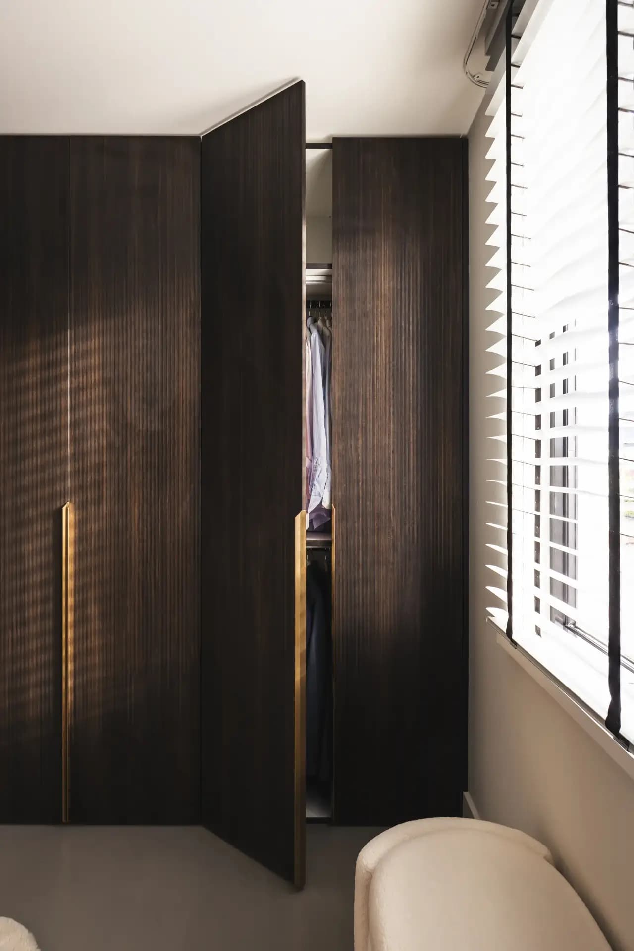 Chique kledingkast op maat