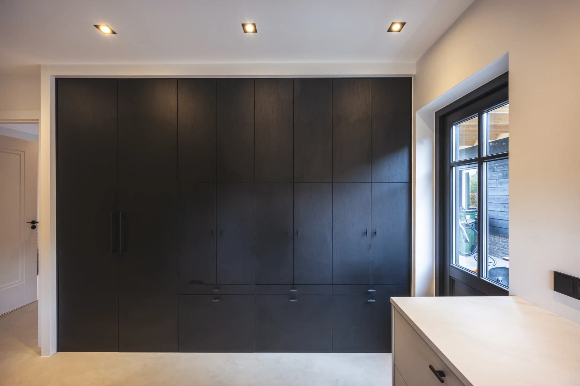 Dichte wasmachinekast