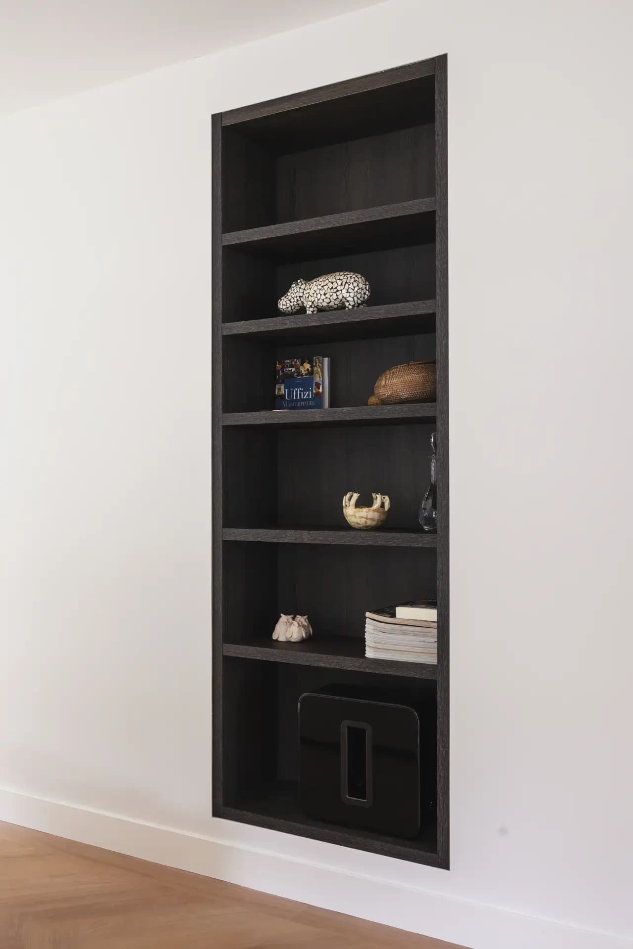 Kast in nis woonkamer