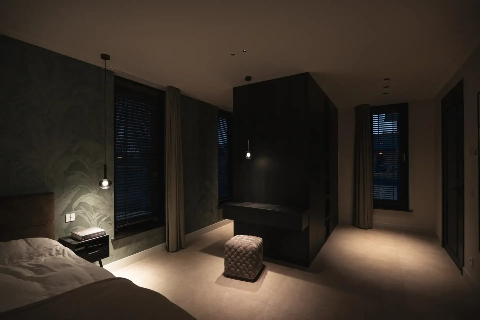 Roomdivider kledingkast met open vak