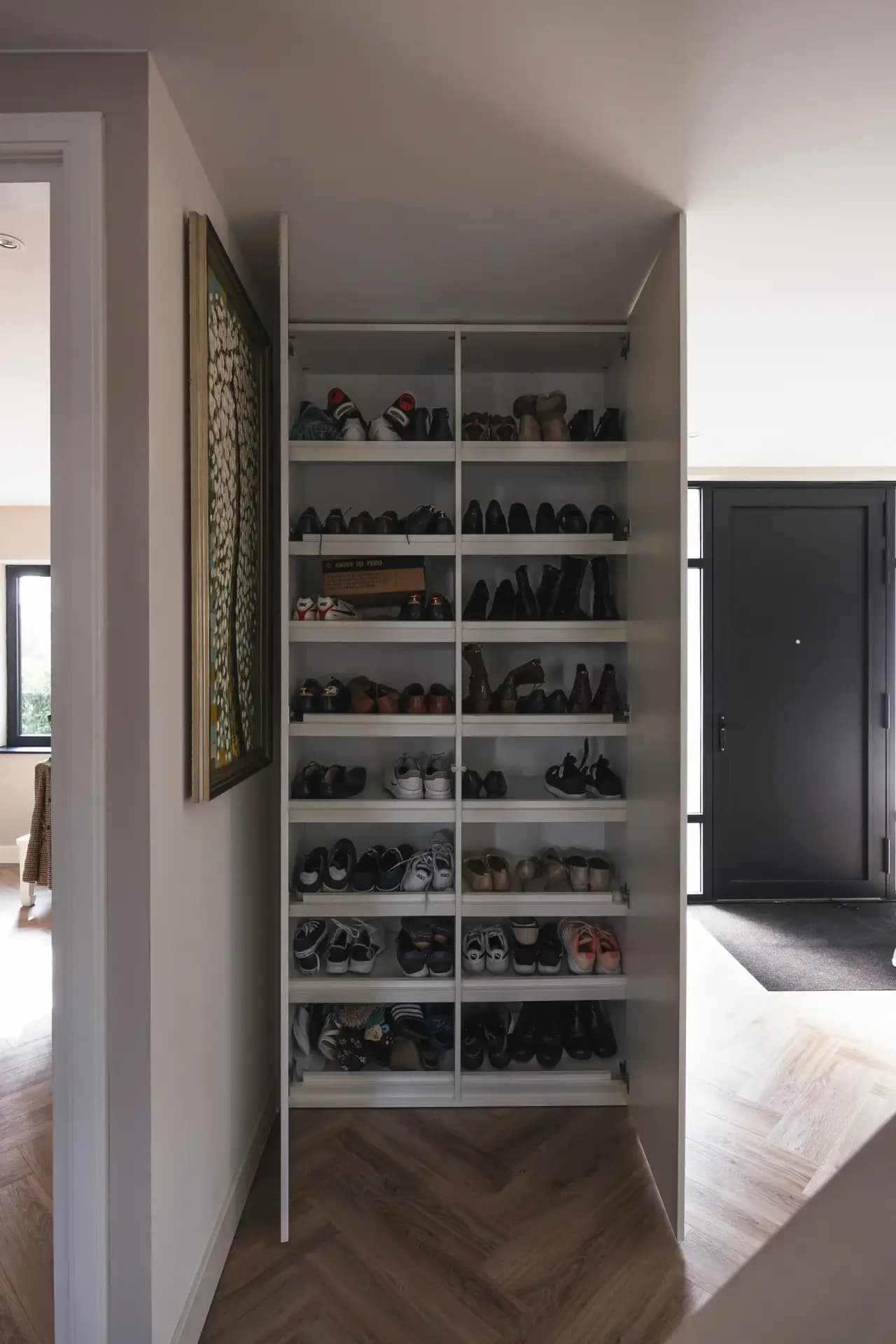 Schoenenkast op maat in de hal